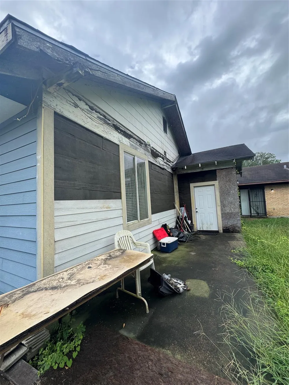 880 Prairie Street Beaumont, TX 77701
