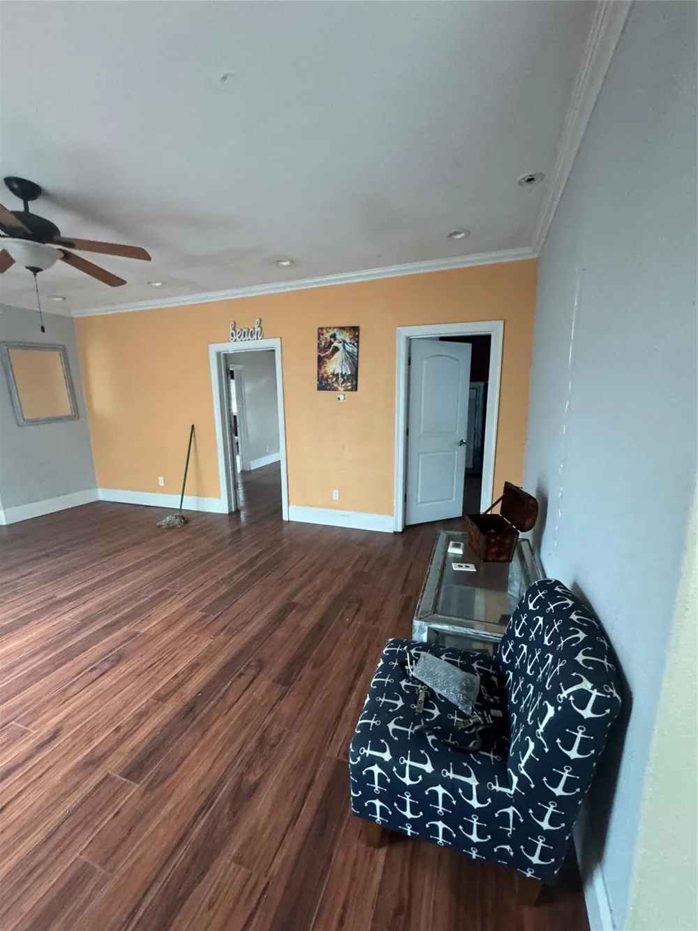 880 Prairie Street Beaumont, TX 77701