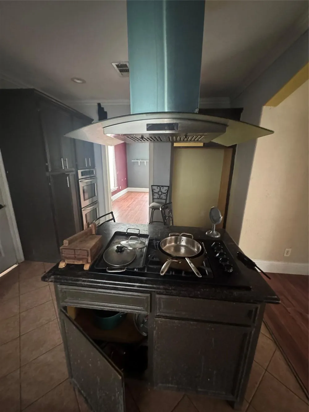 880 Prairie Street Beaumont, TX 77701