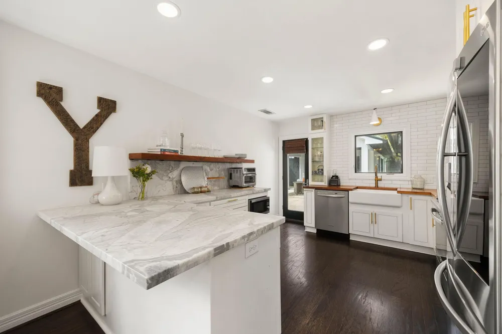 1054 Gardenia Drive Houston, TX 77018