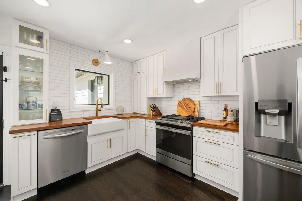 1054 Gardenia Drive Houston, TX 77018