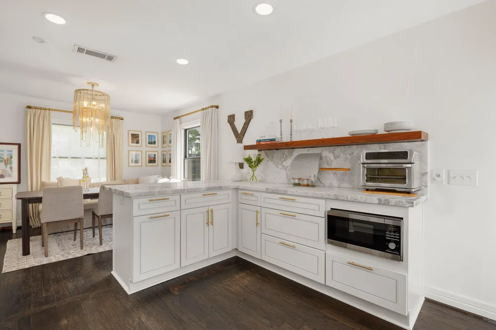 1054 Gardenia Drive Houston, TX 77018