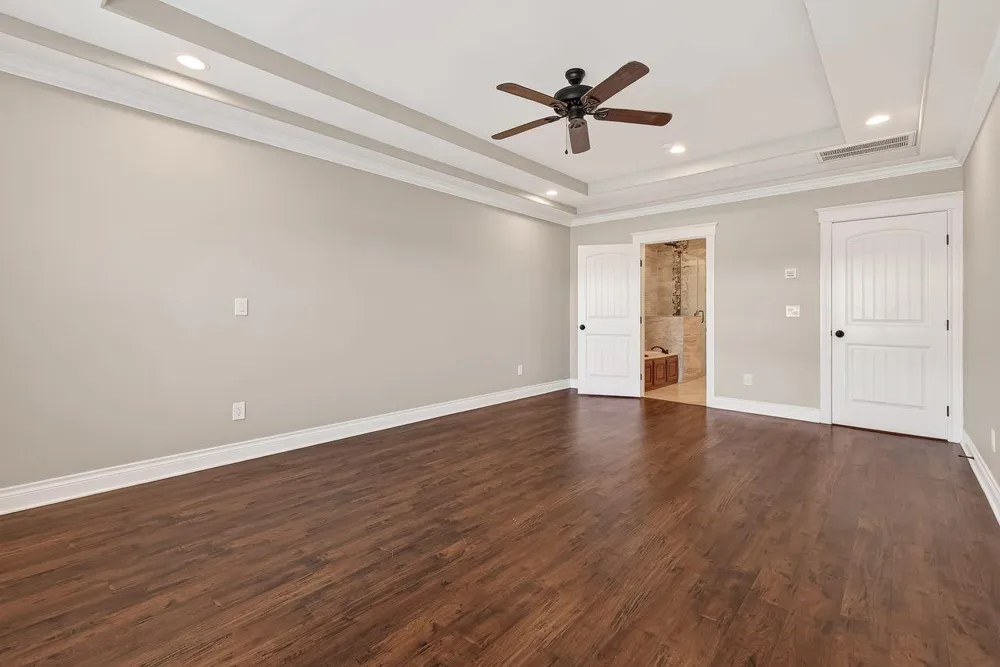 912 Roberts Street East Bernard, TX 77435