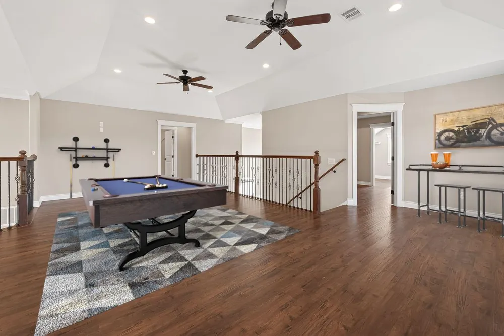 912 Roberts Street East Bernard, TX 77435