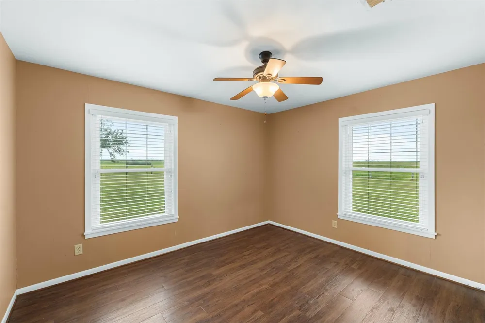 23783 Fm 530 Hallettsville, TX 77964