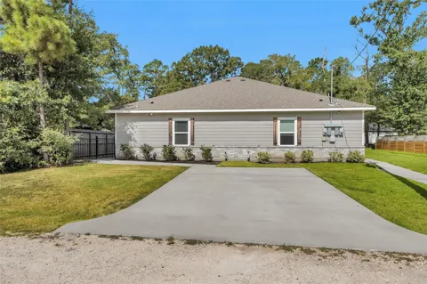 15841 Beechnut Dr
