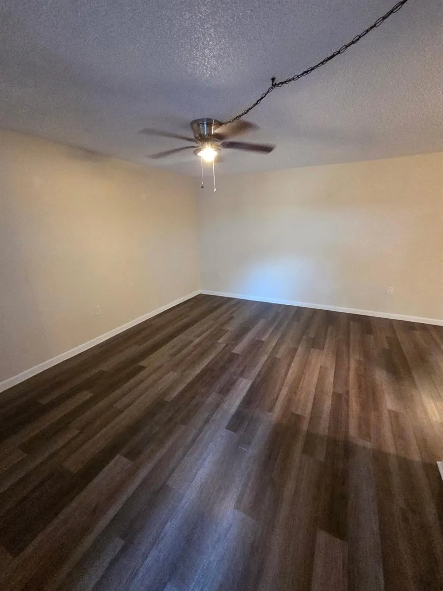 2302 SUNRISE BOULEVARD #105 Fort Pierce, FL 34982