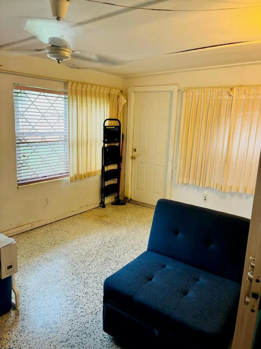 1321 NW 32nd Avenue Lauderhill, FL 33311
