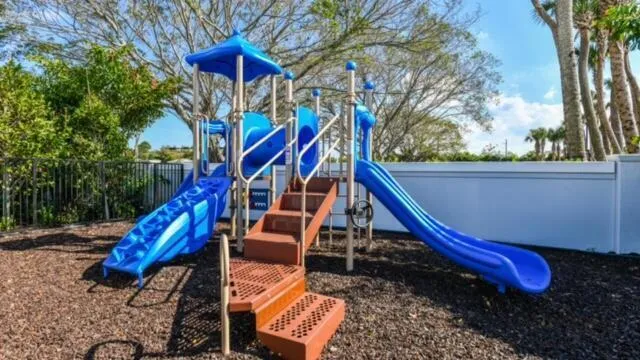 540 Sanderling Circle Deerfield Beach, FL 33442