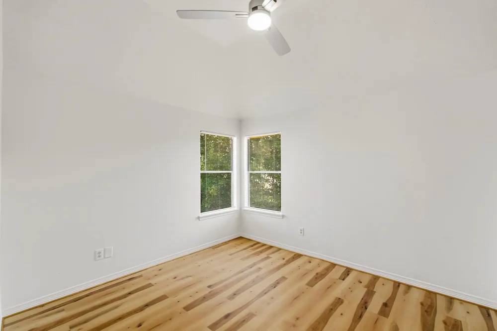 1925 Lori Court Seabrook, TX 77586
