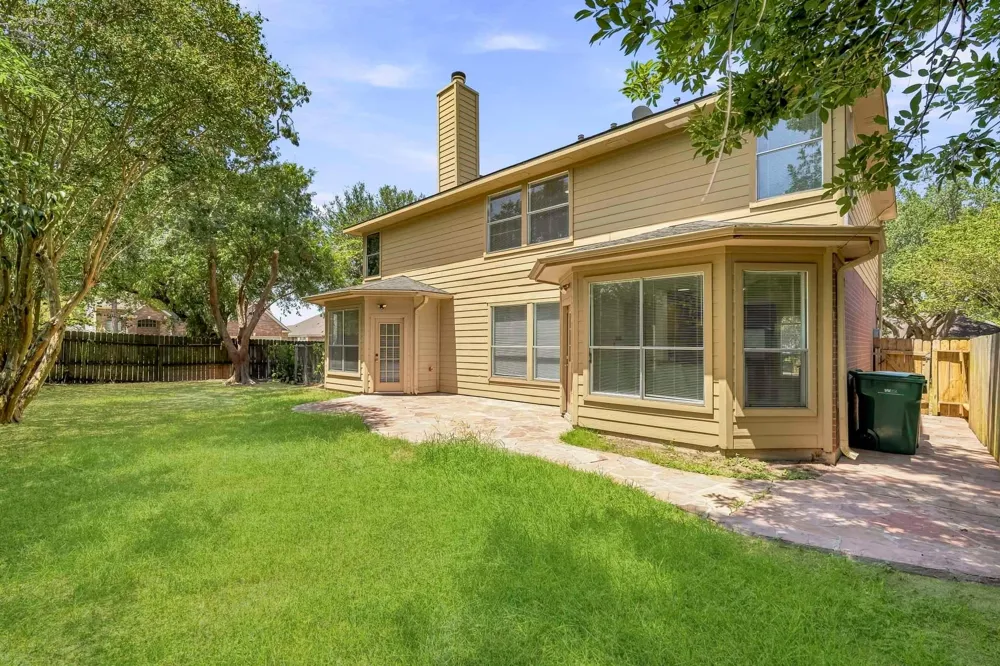 1925 Lori Court Seabrook, TX 77586