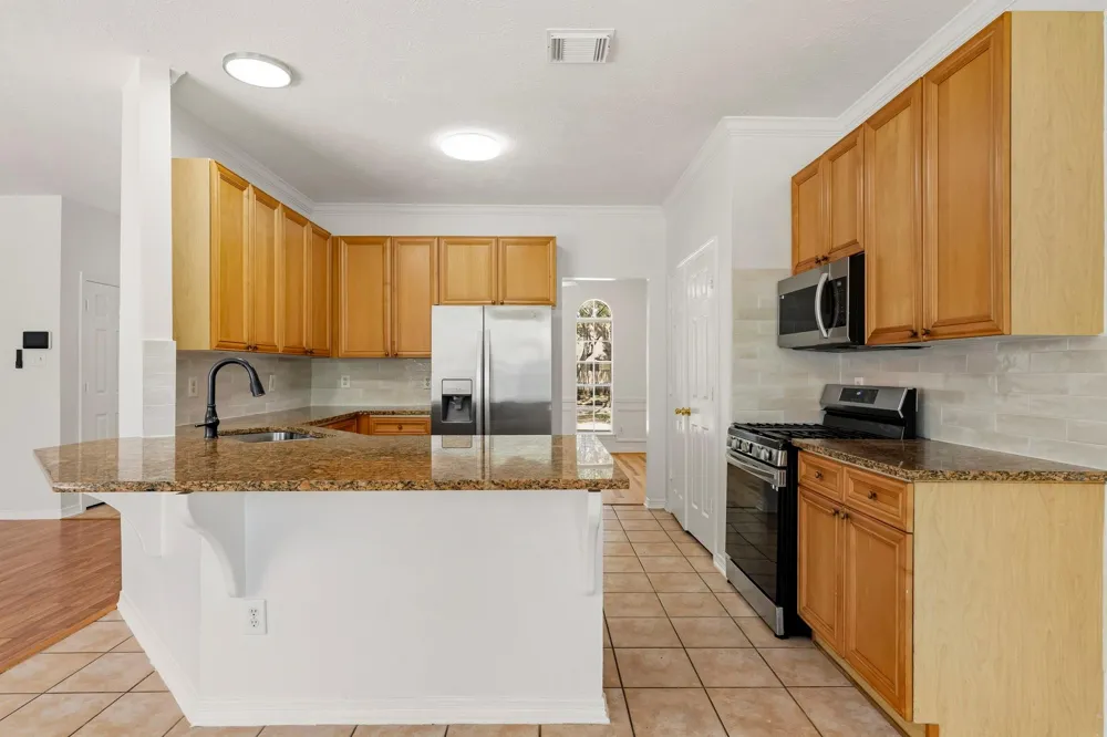 1925 Lori Court Seabrook, TX 77586