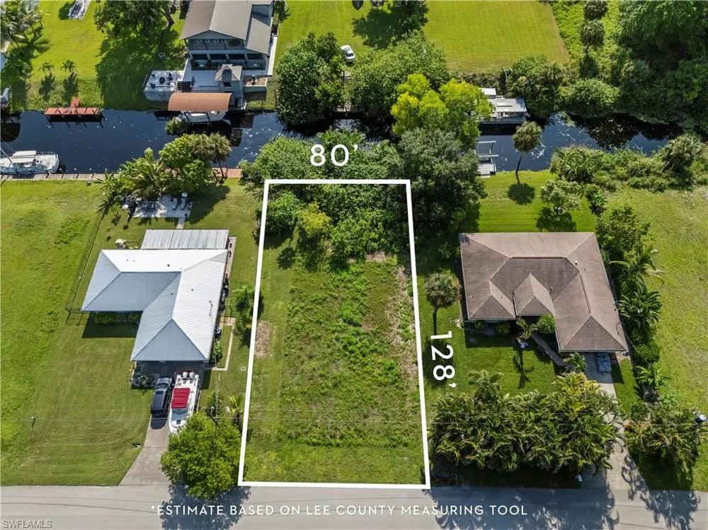 2191 Safe Harbour Court Alva, FL 33920