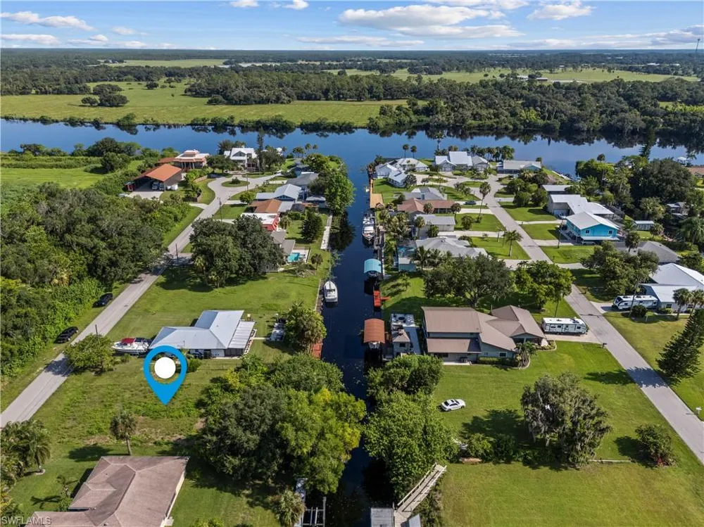 2191 Safe Harbour Court Alva, FL 33920