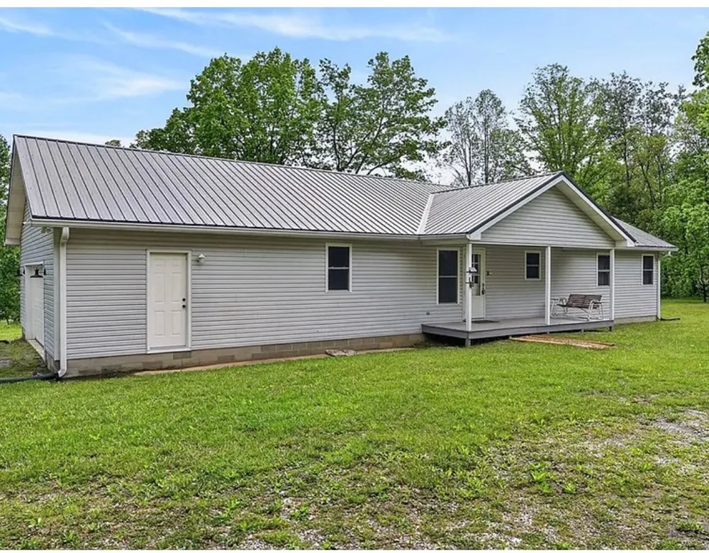 8607 Crossville Hwy Sparta, TN 38583