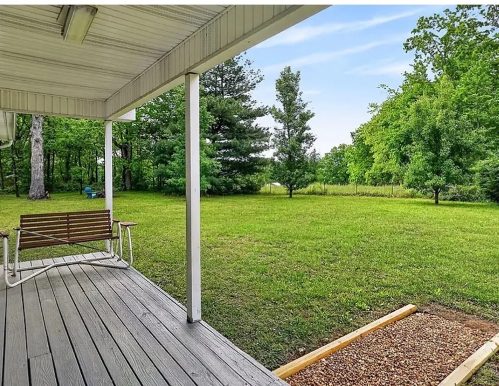 8607 Crossville Hwy Sparta, TN 38583