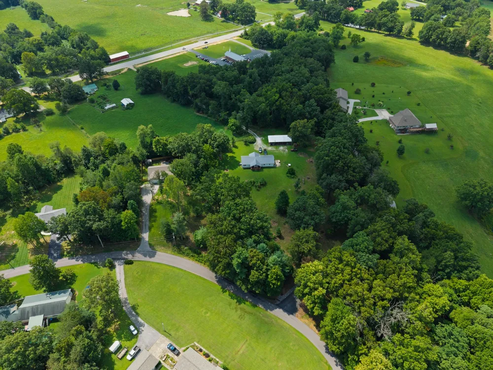 8607 Crossville Hwy Sparta, TN 38583