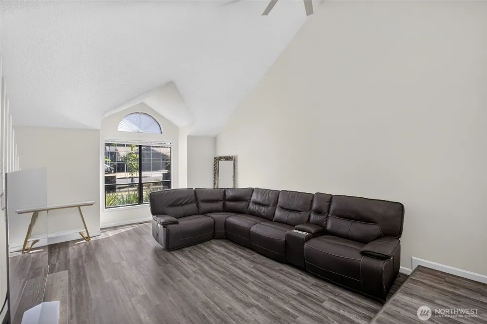 14002 NE 7th Circle Vancouver, WA 98684