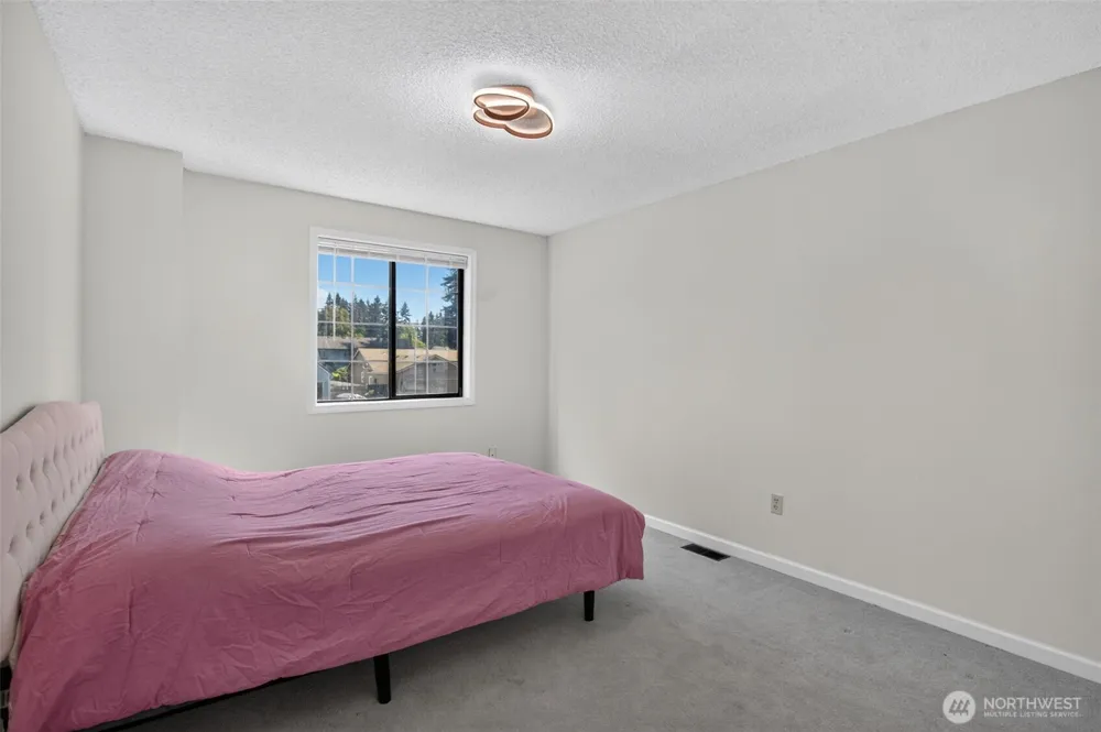 14002 NE 7th Circle Vancouver, WA 98684
