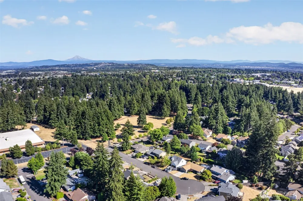 14002 NE 7th Circle Vancouver, WA 98684