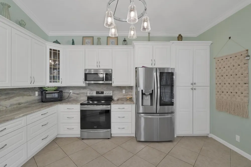 5411 Place Lake Drive Fort Pierce, FL 34951