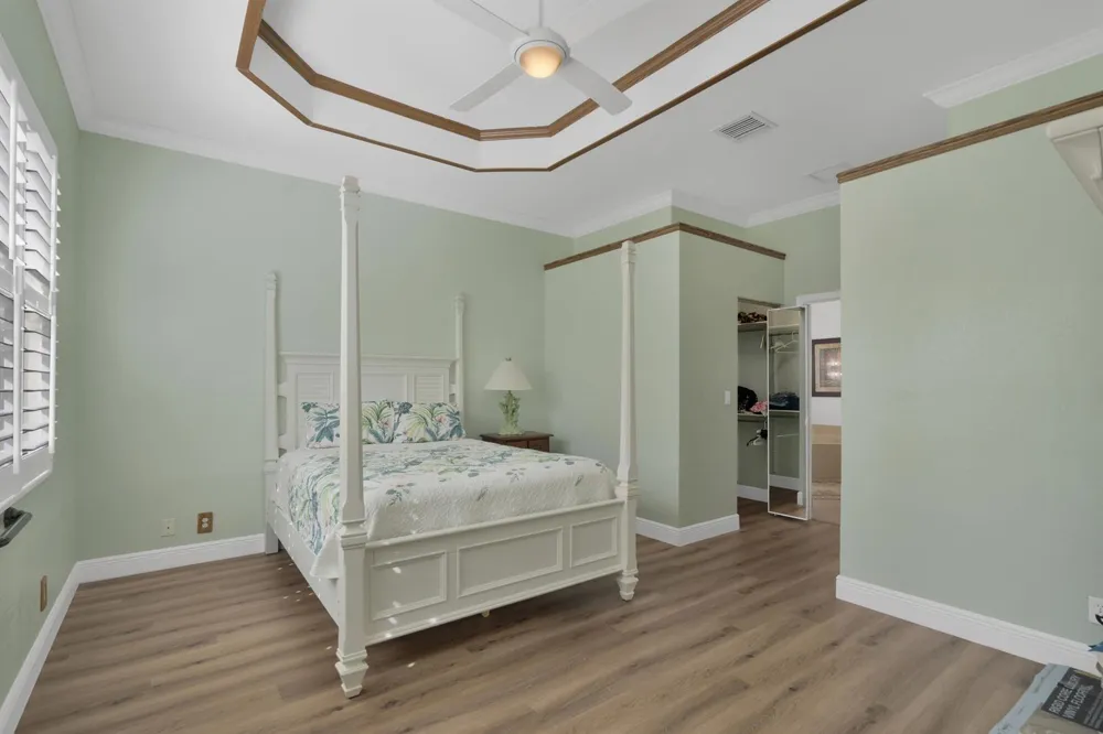5411 Place Lake Drive Fort Pierce, FL 34951