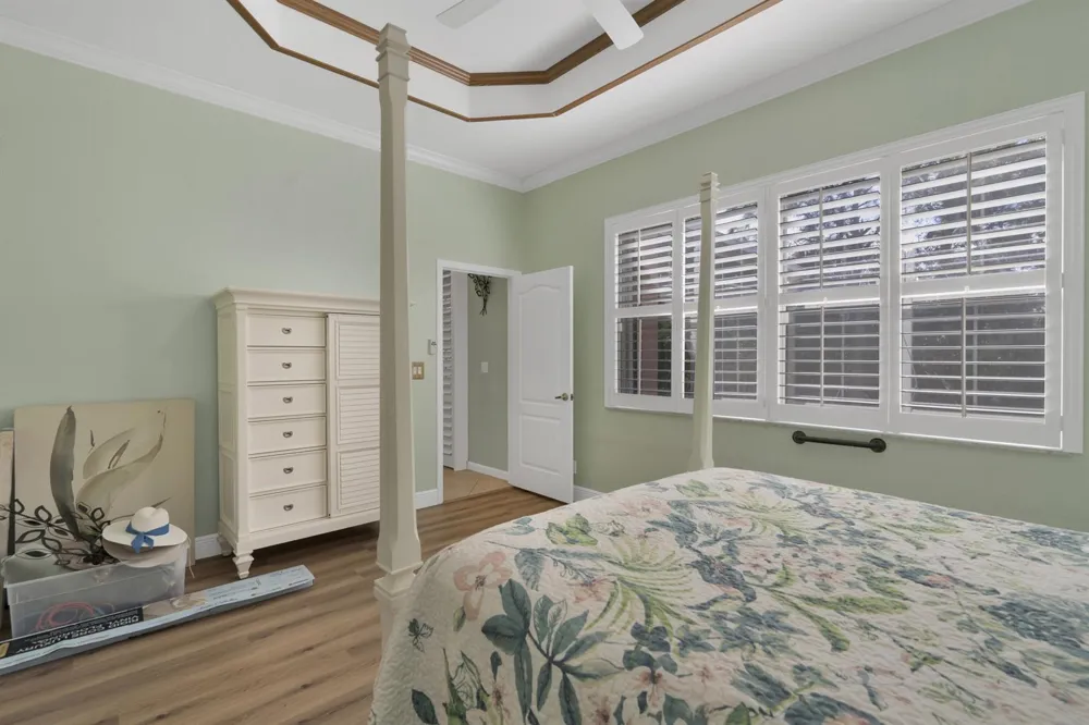 5411 Place Lake Drive Fort Pierce, FL 34951