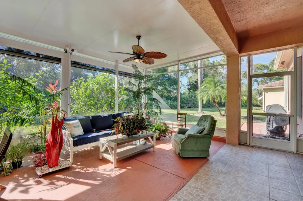 5411 Place Lake Drive Fort Pierce, FL 34951