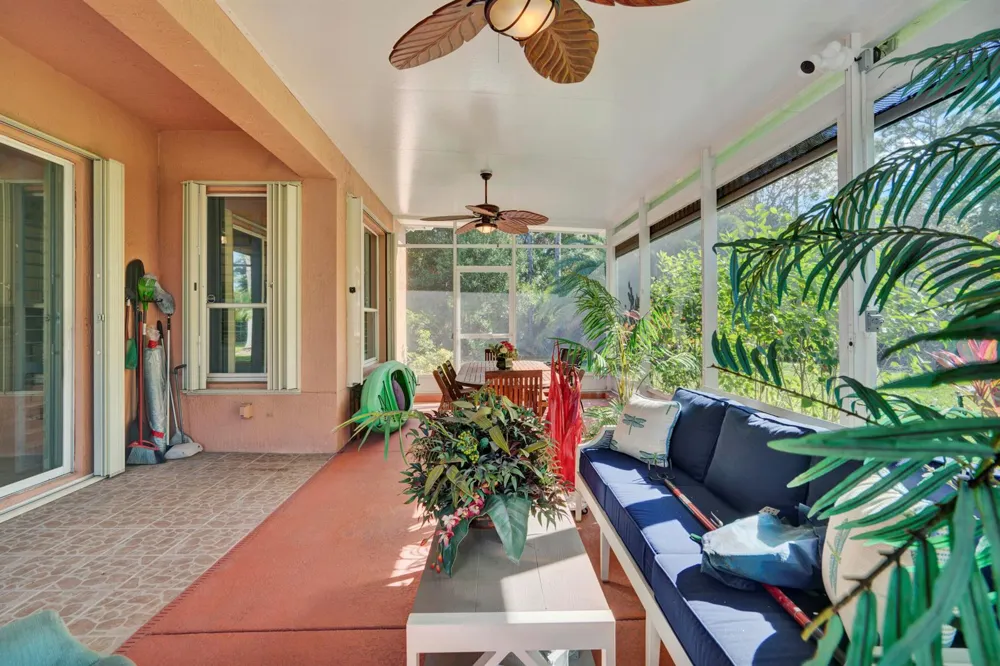 5411 Place Lake Drive Fort Pierce, FL 34951