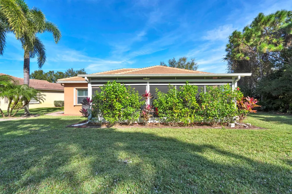 5411 Place Lake Drive Fort Pierce, FL 34951