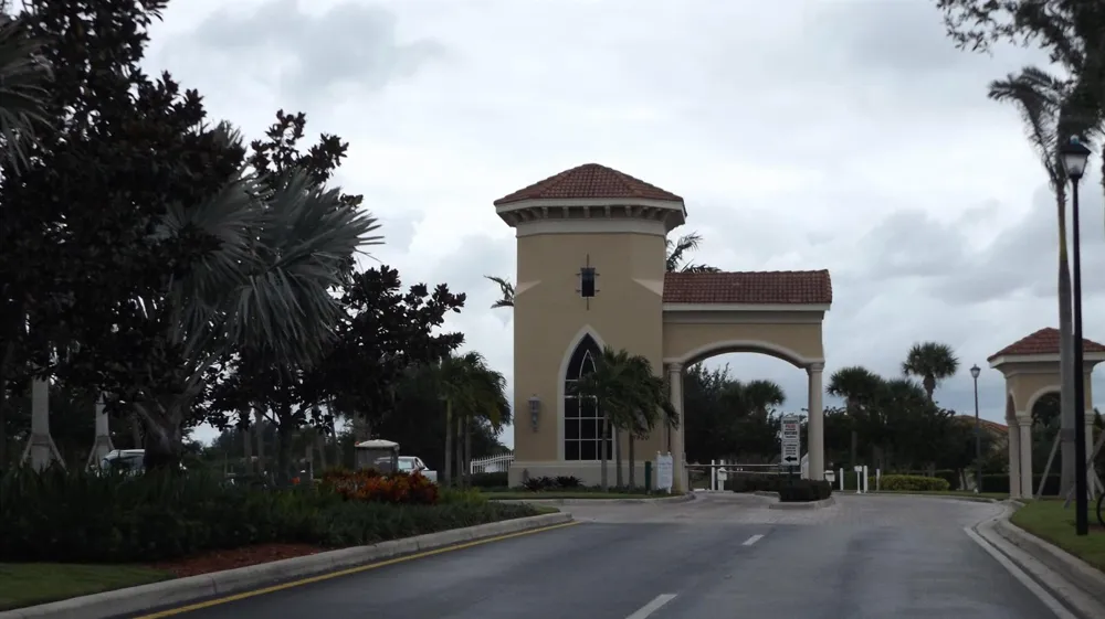 5411 Place Lake Drive Fort Pierce, FL 34951