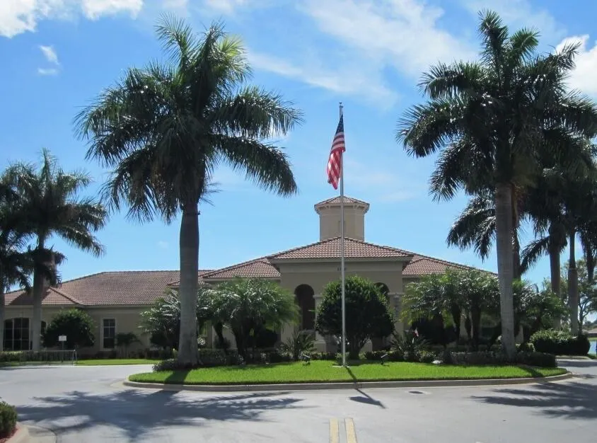 5411 Place Lake Drive Fort Pierce, FL 34951