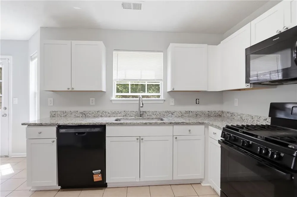 2545 Carolina Ridge Riverdale, GA 30296
