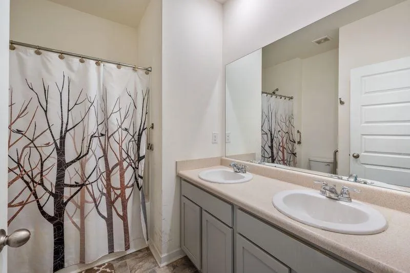 647 Graham Campbell Lane Statham, GA 30666