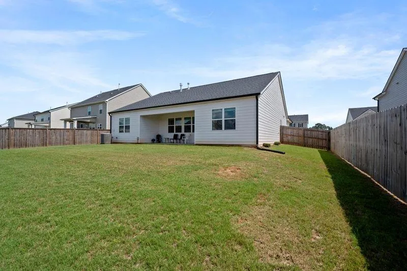 647 Graham Campbell Lane Statham, GA 30666