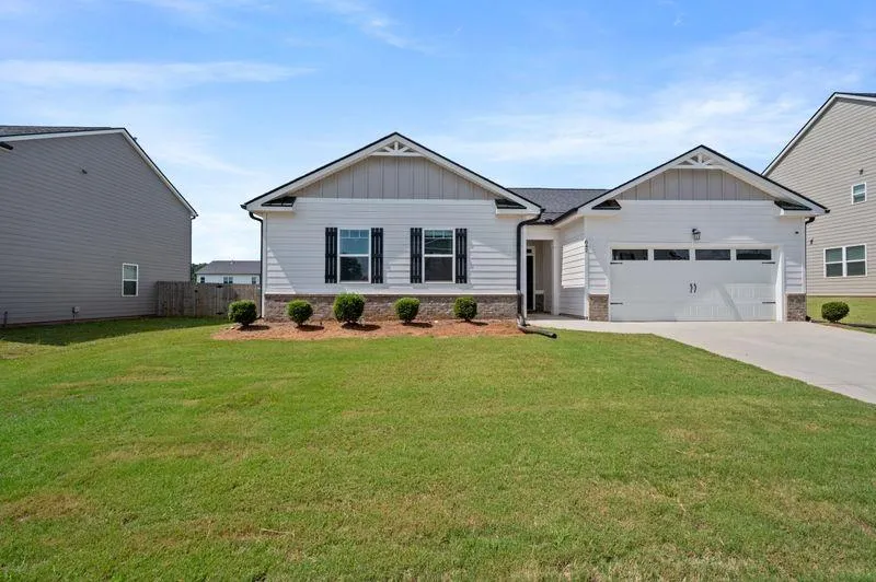 647 Graham Campbell Lane Statham, GA 30666