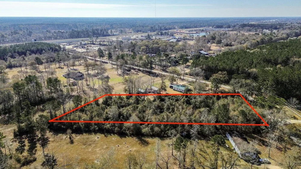 378 County Road 381 Cleveland, TX 77328