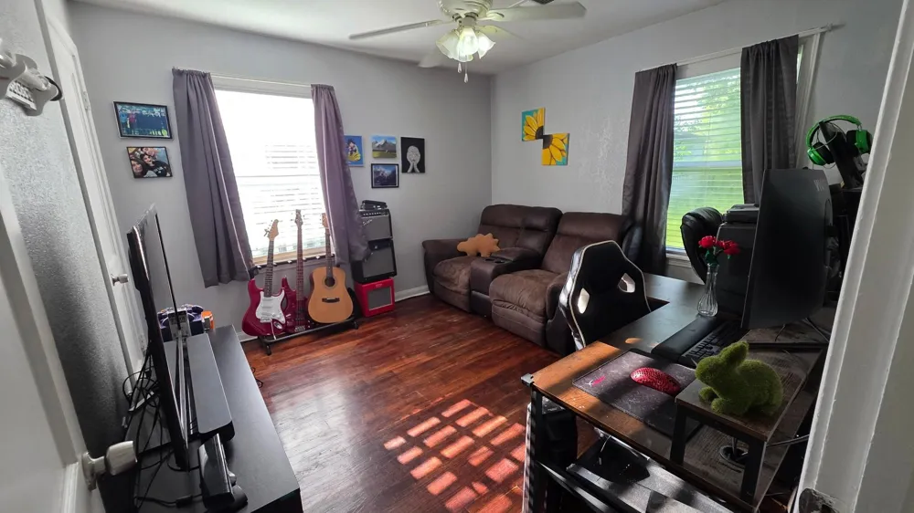 1208 Chevy Chase Drive Angleton, TX 77515
