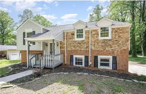 305 Rollingwood Road