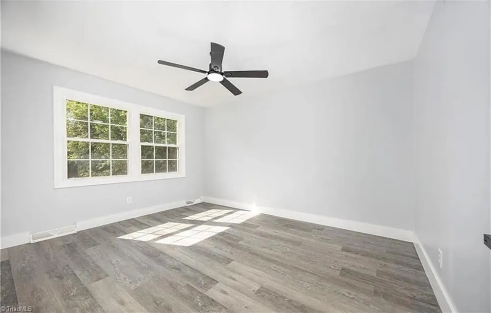 305 Rollingwood Road Jamestown, NC 27282