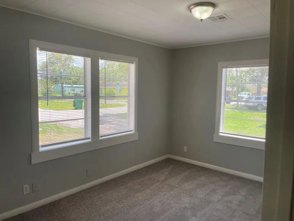 905 Arcola Street Angleton, TX 77515