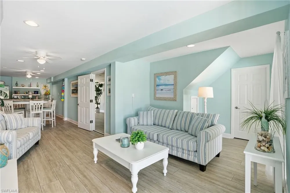 468 Capri Court Marco Island, FL 34145