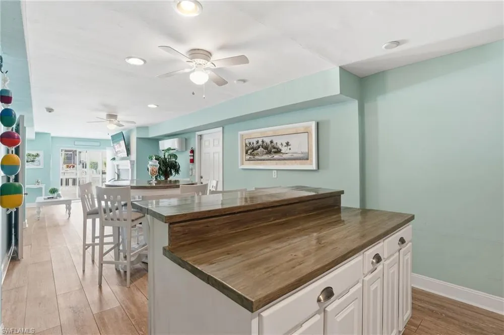468 Capri Court Marco Island, FL 34145
