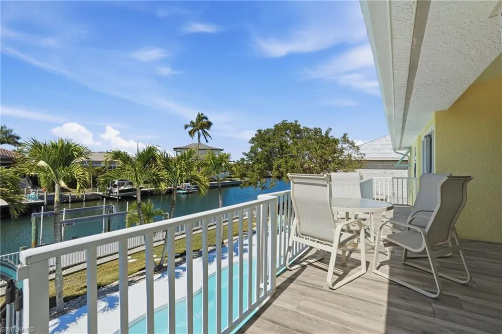 468 Capri Court Marco Island, FL 34145
