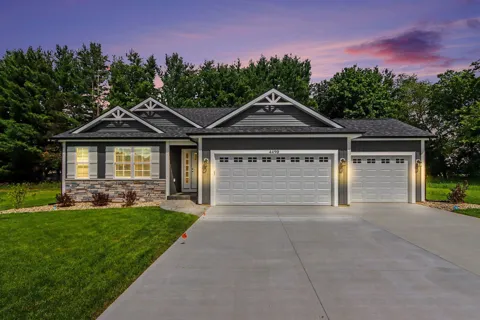 4490 Wesley Circle