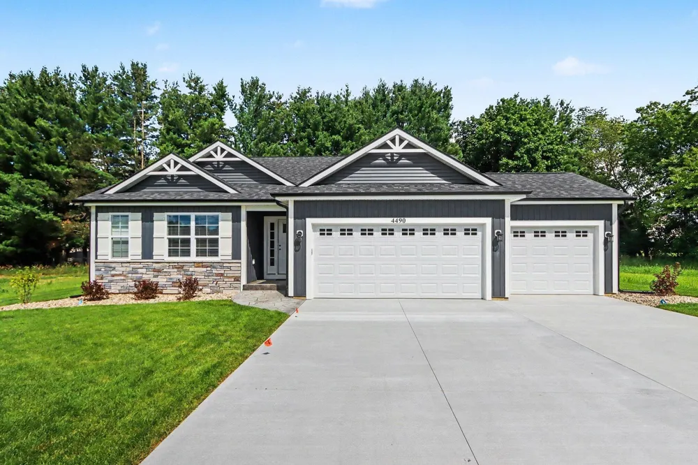4490 Wesley Circle Comstock Charter Township, MI 49048