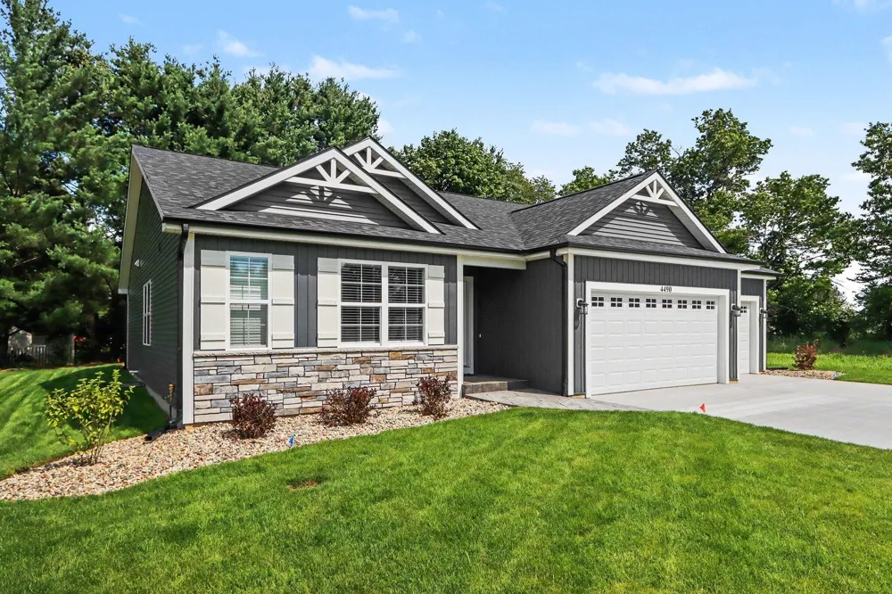 4490 Wesley Circle Comstock Charter Township, MI 49048