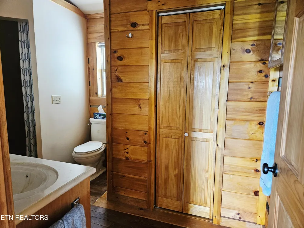 100 Warriors Passage Drive Tellico Plains, TN 37385