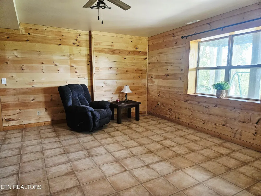 100 Warriors Passage Drive Tellico Plains, TN 37385