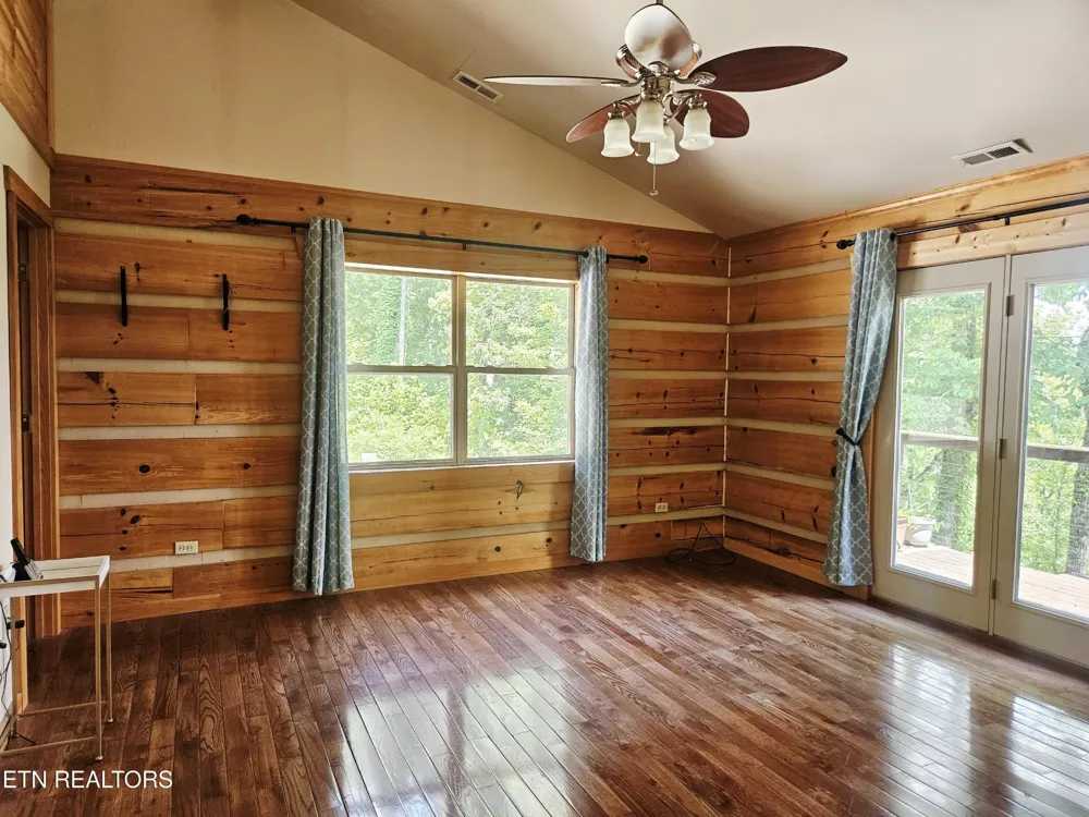 100 Warriors Passage Drive Tellico Plains, TN 37385